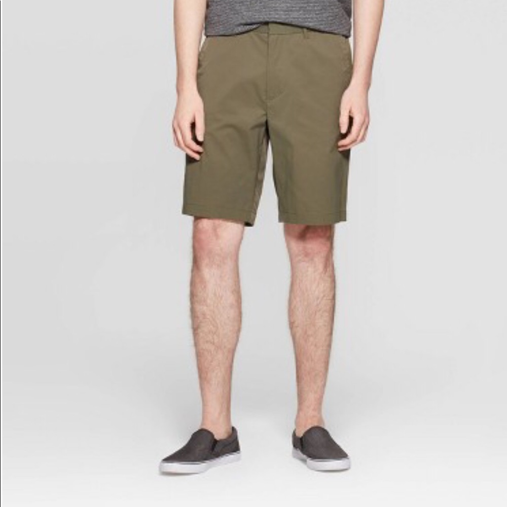 Tech shorts size 34